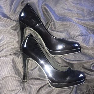 plain black heels, I only wore them once.